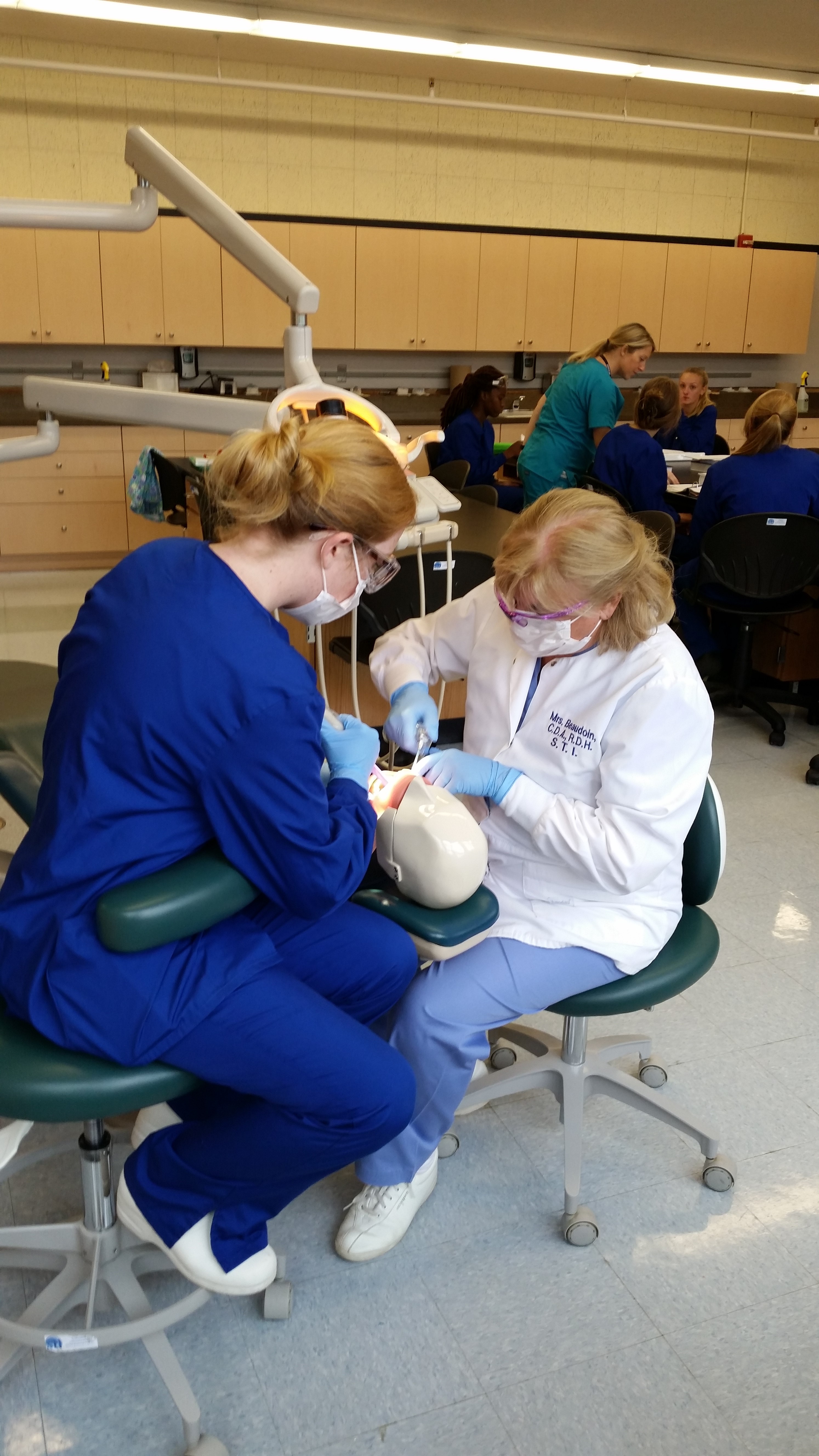 sti-graduates-expanded-functions-dental-assistants-southeastern